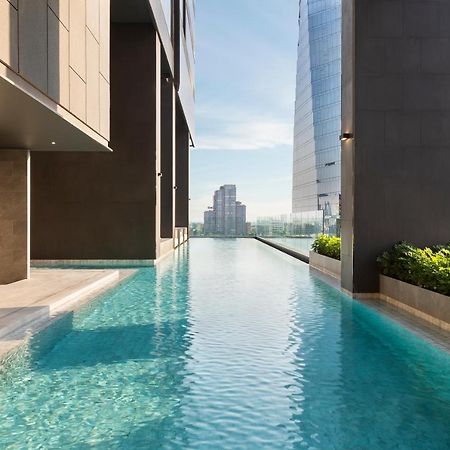 Готель Ascott Thonglor Бангкок Екстер'єр фото The Sky Pool