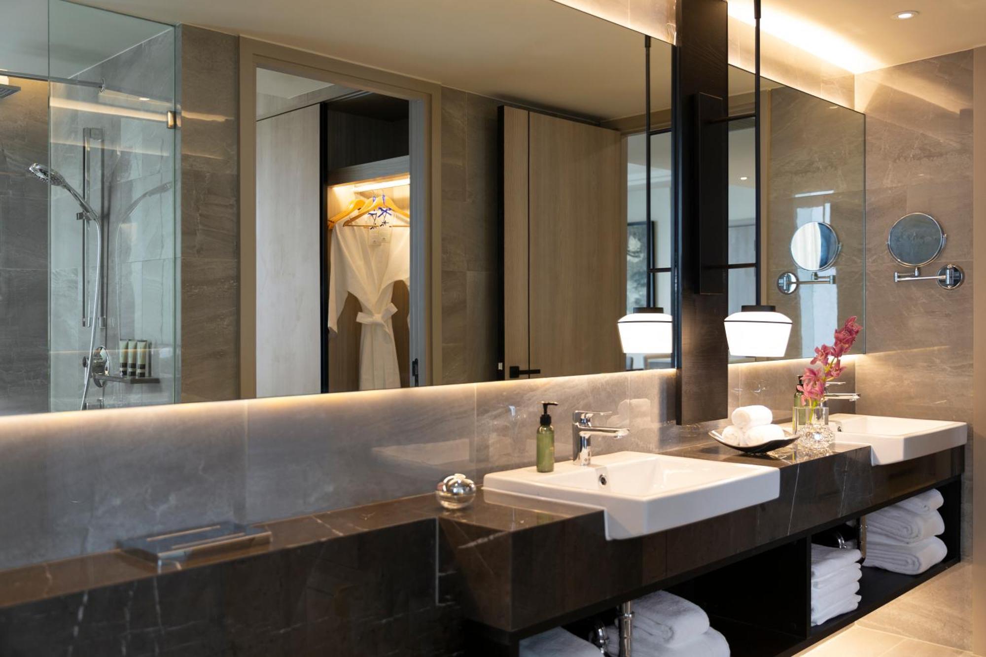 Готель Ascott Thonglor Бангкок Екстер'єр фото Bathroom